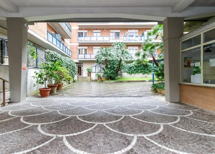 Aureum 15 Minutes From The Vatican!